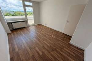 Geräumige 3-Zimmer-Wohnung mit Balkon im 11.OG! – Angerburger Allee 49, 14055 Westend, Berlin – Vorschaubild 7