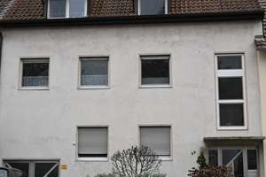 Gepflegtes Mehrfamilienhaus mit 3 Wohneinheiten und einer kleinen Souterraineinheit
