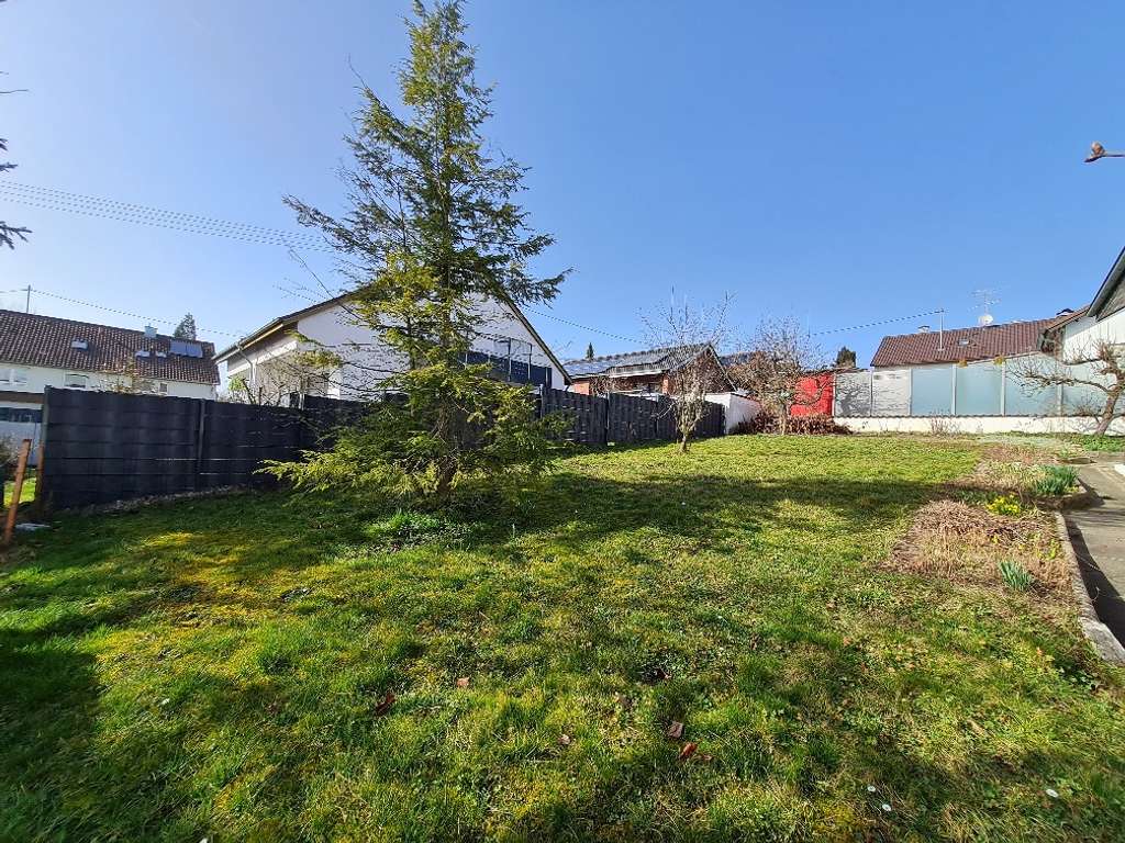 Immobilie in Notzingen - Solides Wohnhaus mit variablen Möglichkeiten - frei! - Bild 2