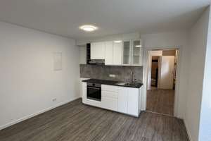2-Zimmer-Wohnung mit Terrasse und EBK / Neu saniert – Fellbacher Str 5, 70327 Gehrenwald, Stuttgart – Vorschaubild 2