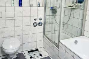 PROVISIONSFREI: EIGENNUTZUNG ODER KAPITALANLAGE...HELLE & MODERNE 3-ZI-WOHNUNG IN MG – Die vollständige Adresse der Immobilie erhältst du vom Anbieter., 41189 Wickrath-Mitte, Mönchengladbach – Vorschaubild 18
