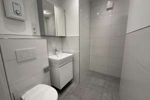 Frisch sanierte 2,5-Zimmerwohnung mitten in Oberkassel – Quirinstr. 5, 40545 Oberkassel, Düsseldorf – Vorschaubild 3