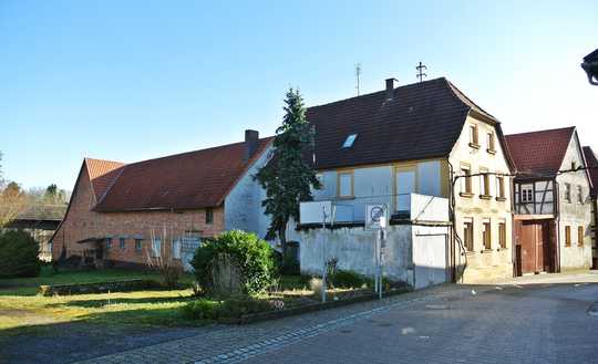 Dierbach: Historischer Dreiseithof mit vielfältigem Nutzungspotenzial + zusätzlicher Bauplatz