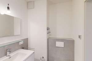 Erstbezug nach Top-Sanierung! 3 Zi. Wohnung mit EBK, Balkon & TG-Stellplatz in Bogenhausen-Denning – Warthestraße 14, 81927 Englschalking, München – Vorschaubild 11