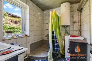 IMMOSPACE *** HANDWERKER AUFGEPASST! HAUS MIT GARTEN & GARAGE ZUM FERTIG RENOVIEREN *** – Augsburg (Kreis) – Vorschaubild 13