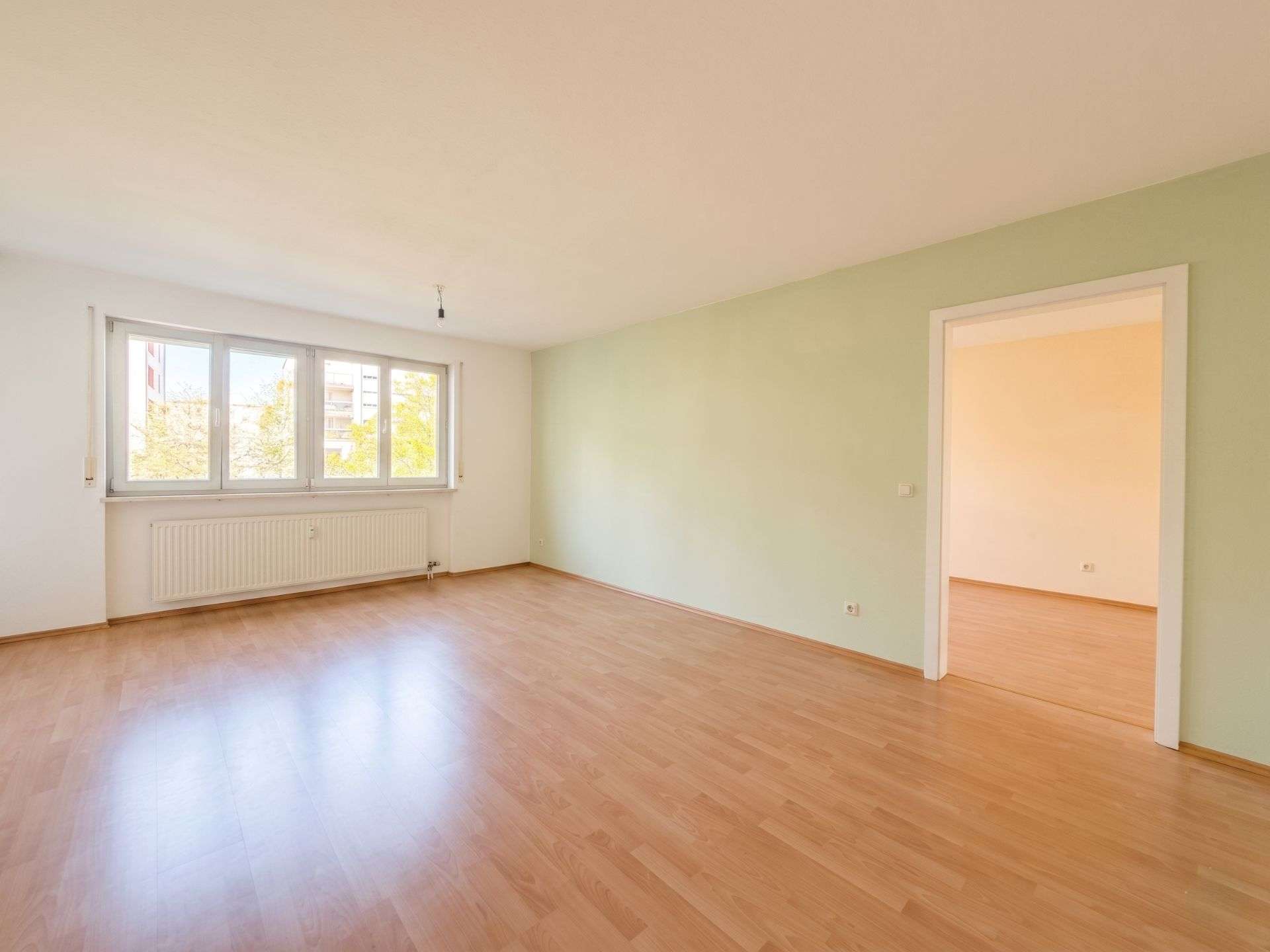 Grüne Oase und fußläufig zur Innenstadt - bezugsfreie 2-Zimmer mit Balkon & Tiefgarage, Leipzig – Bild 3