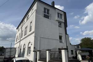 Helle, frisch renovierte 2- Zimmerwohnung ruhiger Lage