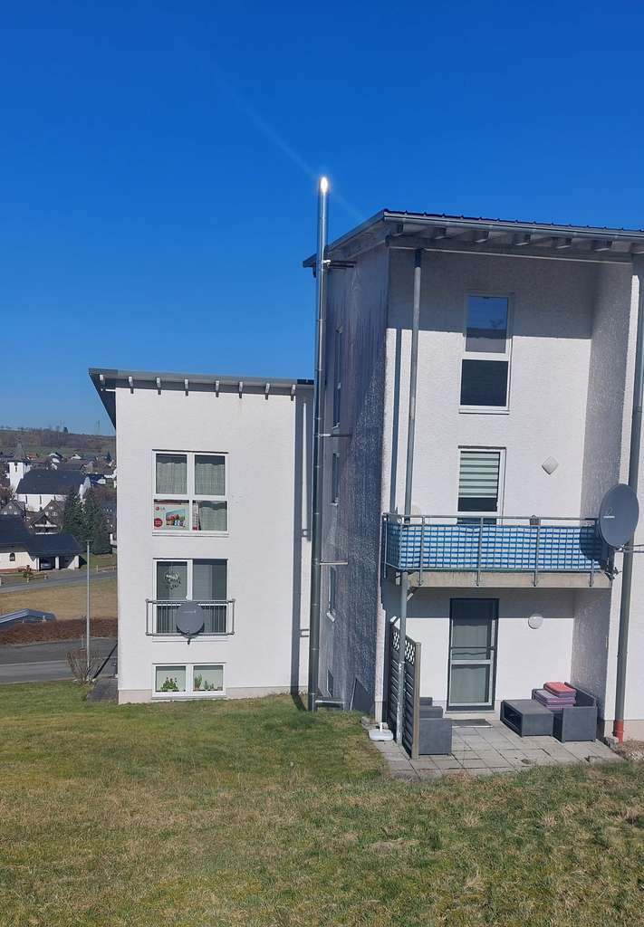 Immobilie in Bad Laasphe - ETW über zwei Etagen verteilt mit Balkon, Keller und PKW Stellplatz - Bild 3