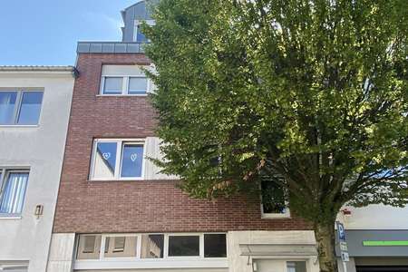 *** Attraktives u. solides Mehrfamilienhaus in Aachen-Eilendorf ***