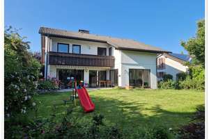 Attraktives geräumiges Einfamilienhaus in Ingolstadt-Hollerstauden – Die vollständige Adresse der Immobilie erhältst du vom Anbieter., 85049 Friedrichshofen-Hollerstauden, Ingolstadt – Vorschaubild 1