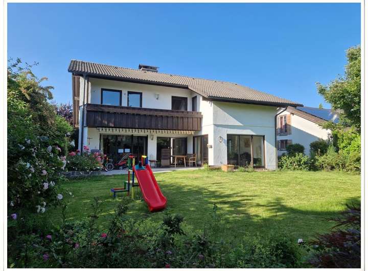 Real Estate Title Image Background