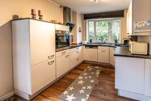 Bielefeld-Vilsendorf: Gepflegtes Reihenendhaus mit Garten -günstiges Erbpachtgrundstück – Die vollständige Adresse der Immobilie erhältst du vom Anbieter., 33739 Jöllenbeck, Bielefeld – Vorschaubild 4