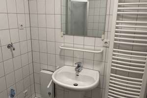 Oberhausen-Schmachtendorf, 3 Zimmer KDB, Balkon in ruhiger und gepflegter Wohnlage – Cäcilienstraße 16, 46147 Sterkrade-Nord, Oberhausen – Vorschaubild 12