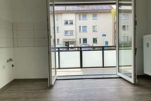 Gut geschnittene 2-Zimmer-Erdgeschosswohnung mit großem Balkon!