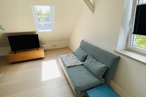 Renovierte teilmöblierte helle Dachgeschoßwohnung zeitlich befristet – Die vollständige Adresse der Immobilie erhältst du vom Anbieter., 81377 Am Waldfriedhof, München – Vorschaubild 6