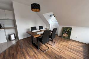 Helle 2-Zimmer-Dachgeschosswohnung mit großer Südterrasse direkt zum Zamila-Park - provisionsfrei – Friedrich-Eckart-Straße 50, 81929 Englschalking, München – Vorschaubild 4