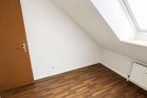Klein, aber fein: Helle 2-Zimmer-Dachgeschosswohnung mit Einbauküche – teilmöbliert – Die vollständige Adresse der Immobilie erhältst du vom Anbieter., 38486 Klötze – Vorschaubild 9
