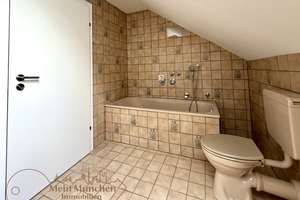 3-Zimmer-Dachgeschosswohnung (ohne Balkon) mit Gartenanteil, frei ab sofort – Feldmochinger Straße 351, 80995 Feldmoching, München – Vorschaubild 6