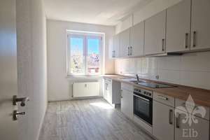 3 Raum Wohnung mit Einbauküche im Süden von Magdeburg ab sofort für nette Mieter bezugsfertig