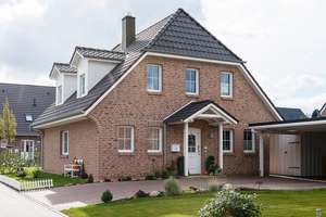 Neubauplanung - Familienhaus im klassischen Stil - Niedrigenergiehaus EH40 mit Wärmepumpe & PV-Anlag – Die vollständige Adresse der Immobilie erhältst du vom Anbieter., 23623 Ahrensbök – Vorschaubild 3