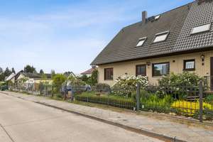 Sofort bezugsfrei in Wittenau: luxuriös ausgestattete DHH mit 5 Zimmern, 160qm Wfl., ausgebautes DG – Engelroder Weg 2A, 13435 Wittenau, Berlin – Vorschaubild 35