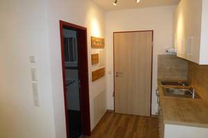 Gepflegte 1-Raum-Wohnung mit Einbauküche in Ingolstadt – Die vollständige Adresse der Immobilie erhältst du vom Anbieter., 85049 Friedrichshofen-Hollerstauden, Ingolstadt – Vorschaubild 4