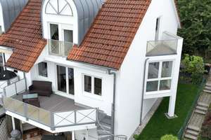 Reiheneckhaus mit Fernblick mit Platz für die Familie – Die vollständige Adresse der Immobilie erhältst du vom Anbieter., 61479 Glashütten – Vorschaubild 1