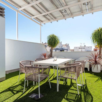 Neuwertige Villa mit privatem Pool in San Javier