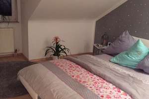 Schöne drei Zimmer Wohnung, Dachterrasse, Bad mit Waschmaschinen Anschluss  – Bahnhofstraße 28, 68809 Neulußheim – Vorschaubild 5
