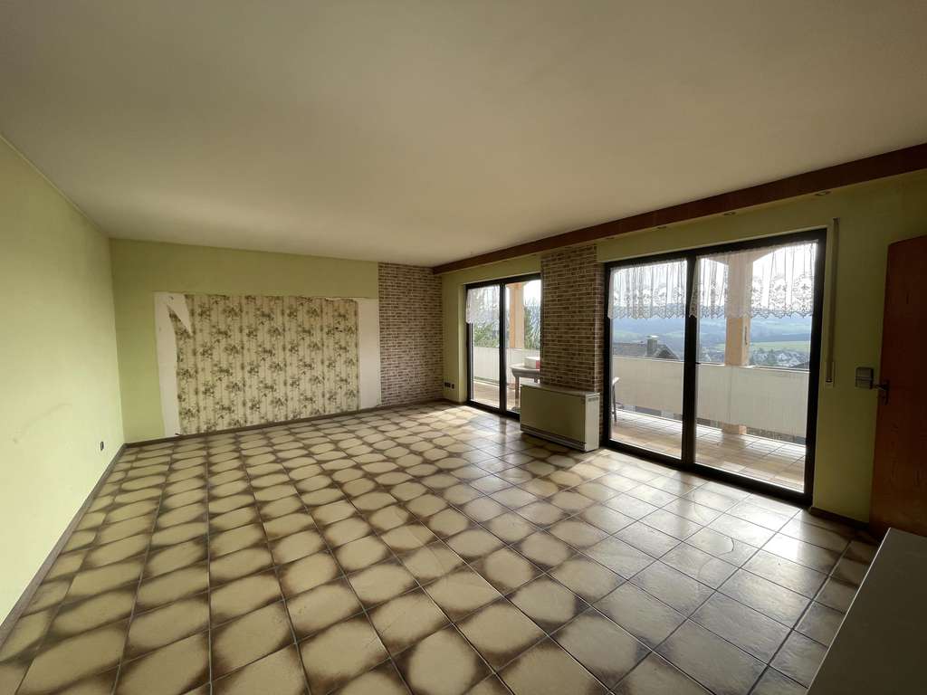 Immobilie in Föhren - Wohnhaus mit Einliegerwohnung und schönem Fernblick in Ortsrandlage von Föhren - Bild 4