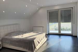     Wohnen auf höchstem Niveau – modernes Einfamilienhaus mit Wellness und Traumgarten – Die vollständige Adresse der Immobilie erhältst du vom Anbieter., 90518 Altdorf bei Nürnberg – Vorschaubild 8