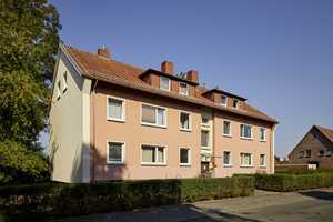 Drei-Zimmer-Wohnung im Dachgeschoss – Gorch-Fock-Straße 25, 28755 Bremen – Vorschaubild 1