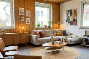 Jetzt Chance nutzen: 75 m² 3-Zimmer-Wohnung im Zentrum von Stammheim mit großem Potenzial