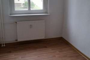 3 Raum-Wohnung mit Balkon in zentraler Lage – Klosterstraße 1, 17389 Anklam – Vorschaubild 6