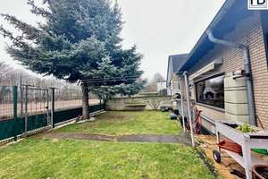 Leben mit Stil: Pool, Sauna, Partyraum – alles unter einem Dach – Die vollständige Adresse der Immobilie erhältst du vom Anbieter., 50126 Bergheim – Vorschaubild 11