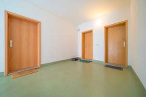 schöne 2-RW*Altbaucharm* Bad mit Fenster und Wanne und WMA* zentrumsnah* kostenfreie PKW-Stellplätze – Chamissostraße 1, 1157 Cotta (Stadtteil), Dresden – Vorschaubild 4