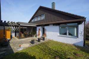 Einfamilienhaus mit ausgebautem Raum im Dachgeschoss, schönem Garten und 2 Garagen – Tübingen (Kreis) – Vorschaubild 7
