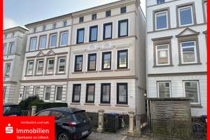 Charmantes Altbau-Mehrfamilienhaus mit drei vermieteten Einheiten - eine solide Kapitalanlage  – Die vollständige Adresse der Immobilie erhältst du vom Anbieter., 23554 Sankt Lorenz Nord, Lübeck – Vorschaubild 1