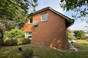 Mit Weitblick: Einfamilienhaus mit Garage und Garten in ruhiger Lage – Aurich (Kreis) – Vorschaubild 25