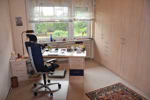 KAPITALANLAGE oder MEHRGENERATIONENHAUS:
TEILMODERNISIERTES DREIFAMILIENHAUS + GARTEN + DOPPELGARAG – Schwäbisch Hall (Kreis) – Vorschaubild 8