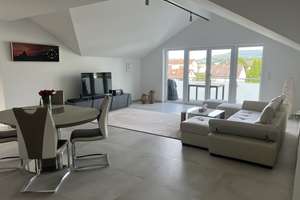 Modernes Wohnen im Neubau: 4-Zimmer-Wohnung mit Fußbodenheizung, 2 Carport & A3-Anbindung – Danziger Straße 3, 63768 Hösbach – Vorschaubild 1