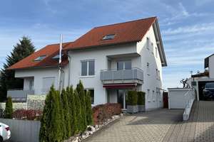 Frisch renovierte, schöne DHH in ruhiger Siedlungslage von Leutkirch zu vermieten