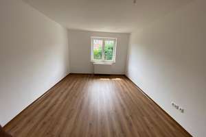 Umfangreich modernisiertes Backsteinreihenhaus mit Garten & Garage – 10 Min. zum Strand – Die vollständige Adresse der Immobilie erhältst du vom Anbieter., 23570 Travemünde, Lübeck – Vorschaubild 11