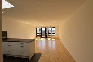 Sonnige 2- Zi. - Wohnung + gr. Hobbyraum mit Bad in beliebter Lage, direkt am Körschtal – 70567 Möhringen-Ost, Stuttgart – Vorschaubild 6