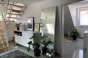 Stilvolle 3,5-Zimmer-DG-Maisonette mit Fernblick, Garage & hochwertiger Ausstattung in Stuttgart-Süd