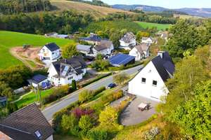 Charmantes Ein- bis Zweifamilienhaus mit vielseitigem Nutzungspotential in herrlicher Lage – Die vollständige Adresse der Immobilie erhältst du vom Anbieter., 59889 Eslohe (Sauerland) – Vorschaubild 5