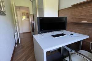 Geschmackvolles Penthouse mit 2,5 Zimmern in Düsseldorf – Die vollständige Adresse der Immobilie erhältst du vom Anbieter., 40470 Mörsenbroich, Düsseldorf – Vorschaubild 29