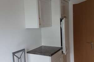 Wohnen mit Charakter: vollmöblierte 2-Zimmer-Wohnung in Würzburg – Die vollständige Adresse der Immobilie erhältst du vom Anbieter., 97078 Lindleinsmühle, Würzburg – Vorschaubild 3