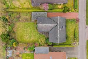 Naturnahes Wohnen mit Stadtanschluss!
Einfamilienhaus in ruhiger Feldrandlage – Die vollständige Adresse der Immobilie erhältst du vom Anbieter., 26215 Wiefelstede – Vorschaubild 27