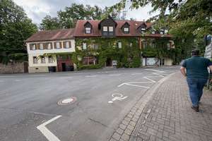 **Frisch renoviertes Hotel mit 46 Zimmer * plus  7 Mietwohnungen und Gewerbefläche*** – Wasserloser Str. 1, 63755 Alzenau – Vorschaubild 1